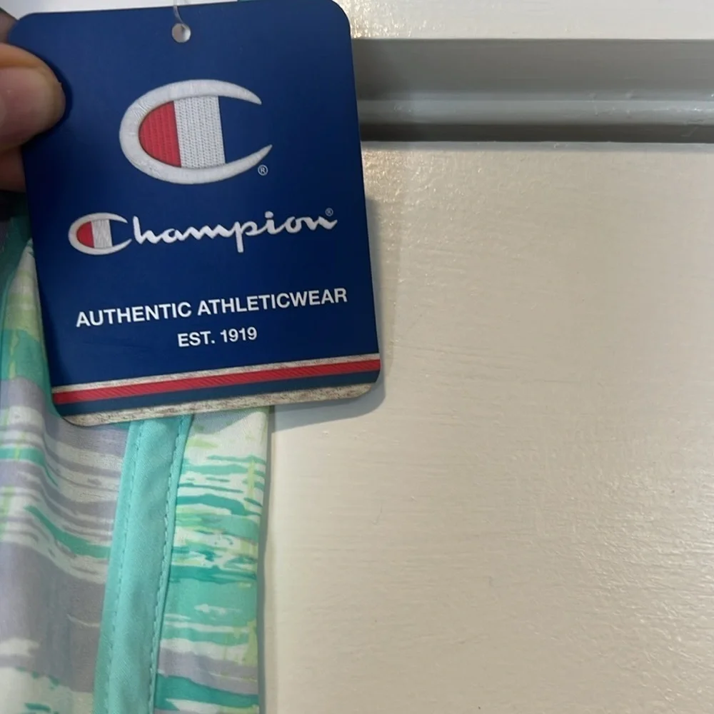 Champion eye catching